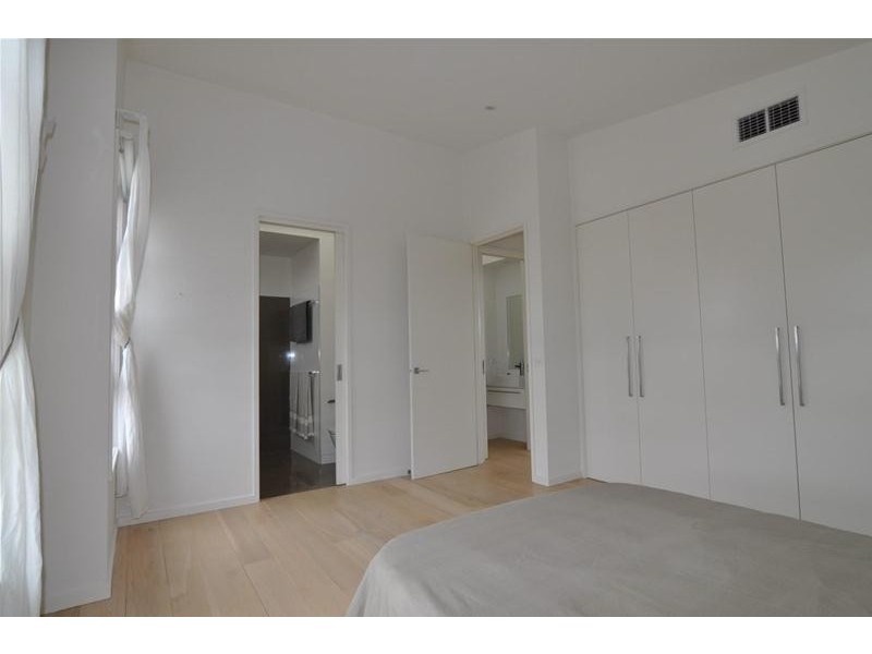 8 Le Souef Lane, Chelsea VIC 3196