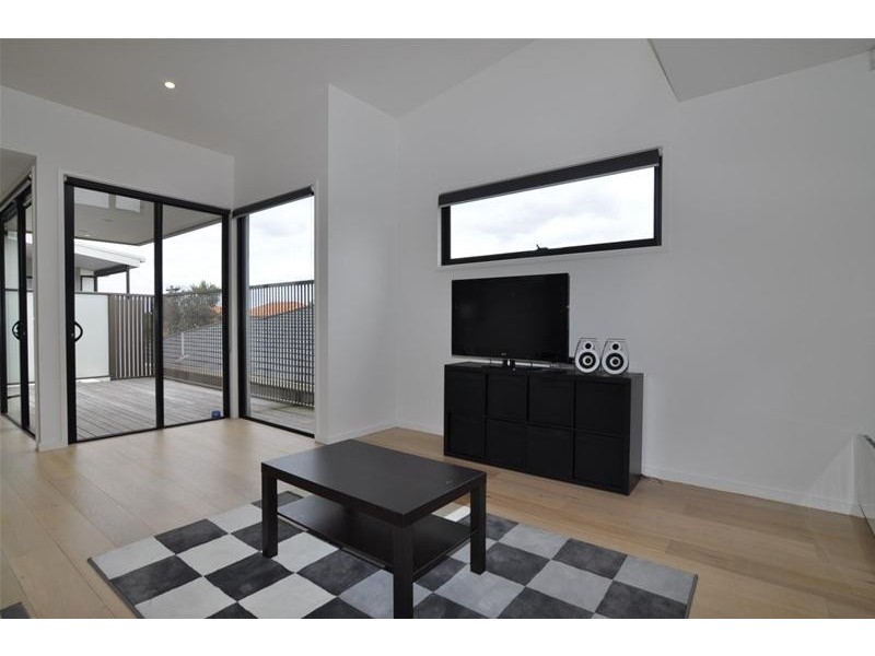 8 Le Souef Lane, Chelsea VIC 3196