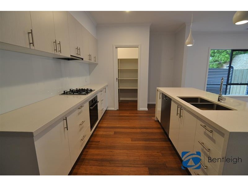 5A Rogers Road, Bentleigh VIC 3204