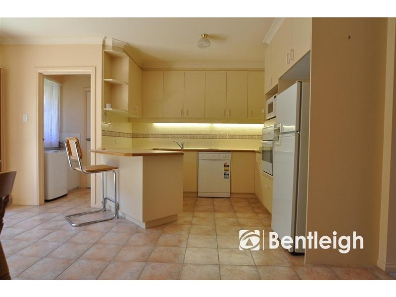 2/45 Brett Street, Murrumbeena VIC 3163