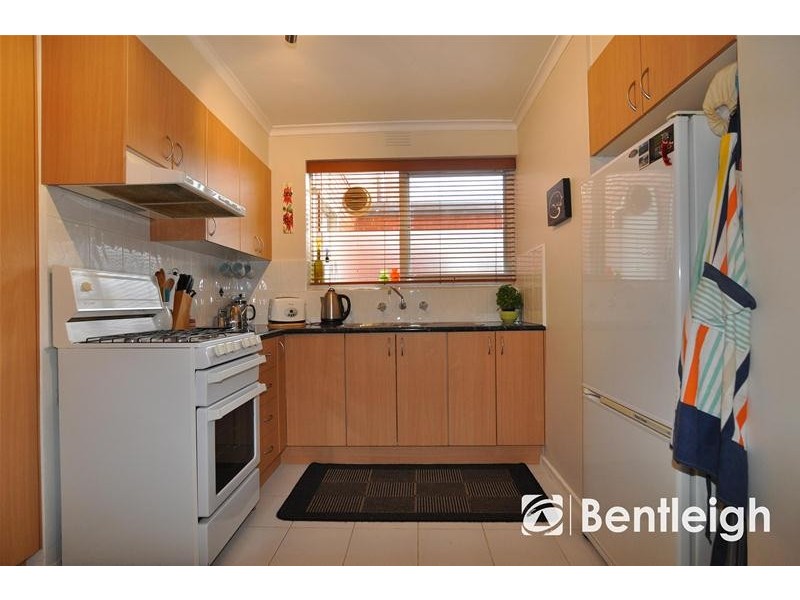 2/2 Werona Street, Bentleigh VIC 3204