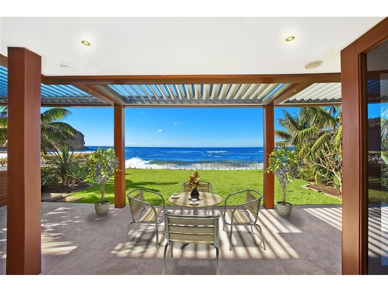 15 Surfview Road, Mona Vale NSW 2103