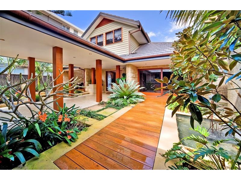 15 Surfview Road, Mona Vale NSW 2103