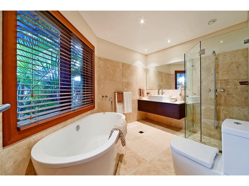 15 Surfview Road, Mona Vale NSW 2103