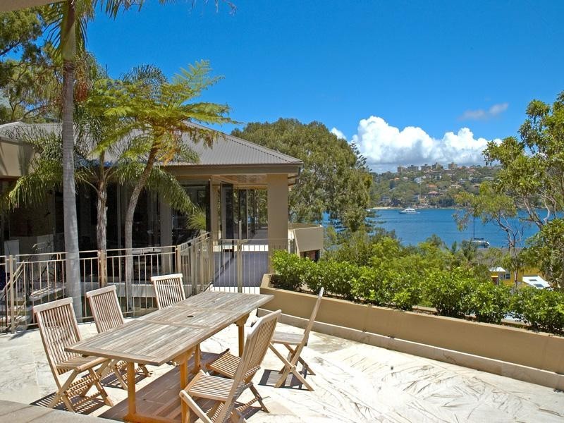 4 Monash Crescent, Clontarf NSW 2093