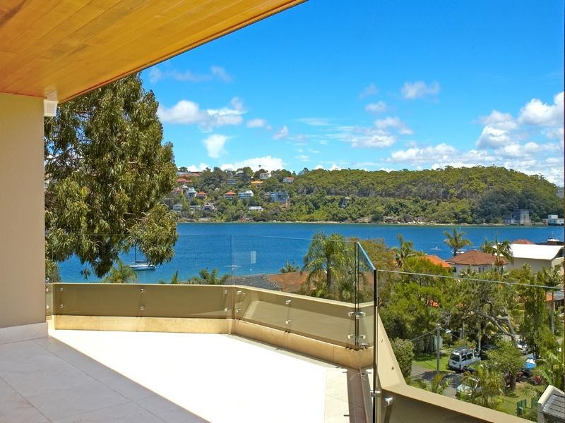 4 Monash Crescent, Clontarf NSW 2093