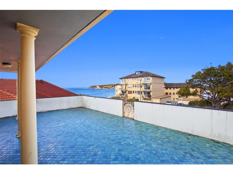 2/1a Queenscliff Road, Queenscliff NSW 2096