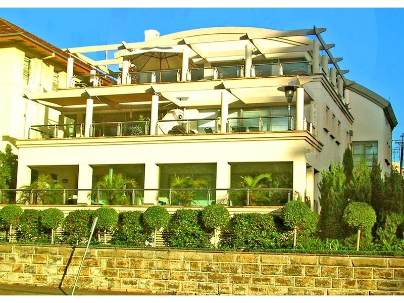 2/1-3 The Crescent, Manly NSW 2095