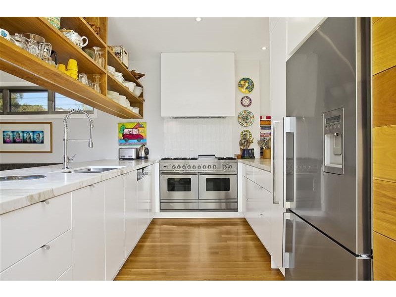 1 Kanangra Crescent, Clontarf NSW 2093