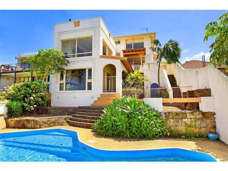 17 Loch Street, Freshwater NSW 2096