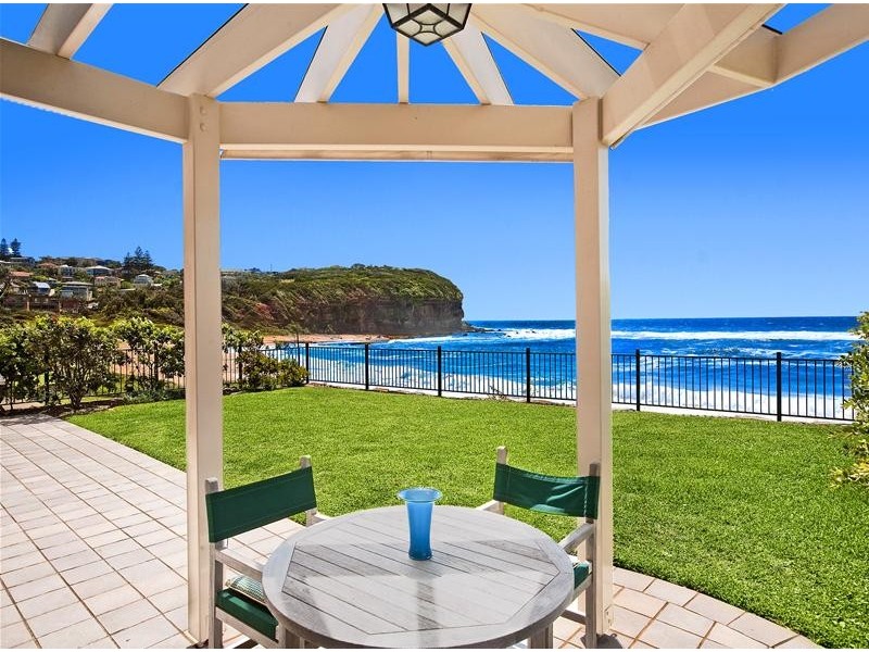 11 Surfview Road, Mona Vale NSW 2103