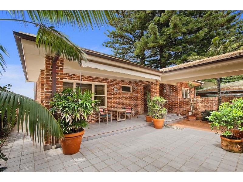 11 Surfview Road, Mona Vale NSW 2103