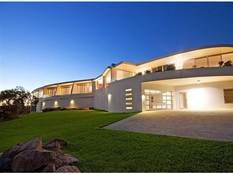 21 Caladenia Close, Elanora Heights NSW 2101