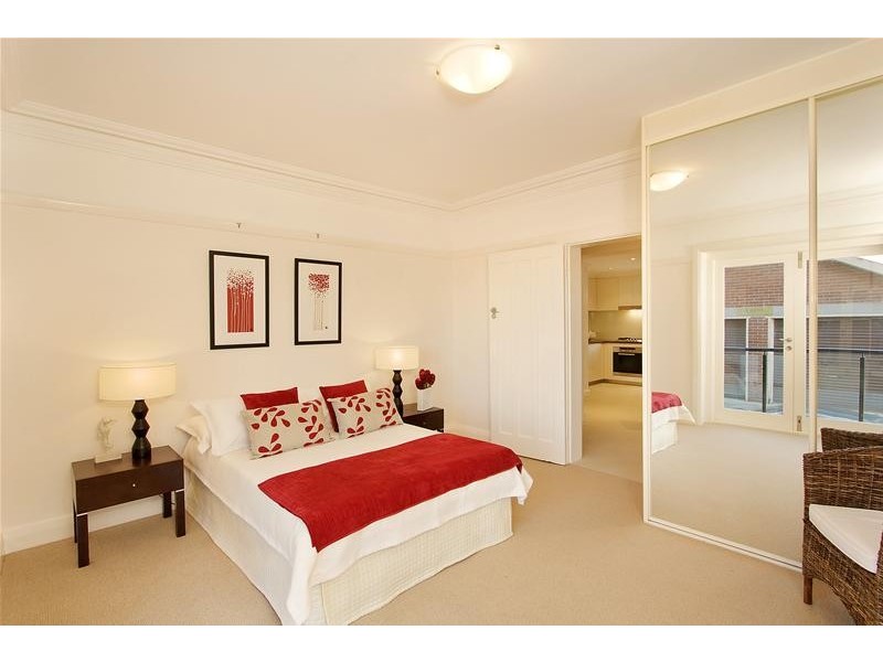 2 /1 Parkview Road, Fairlight NSW 2094