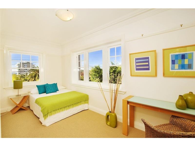 2 /1 Parkview Road, Fairlight NSW 2094