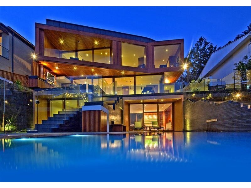 32 The Serpentine, Bilgola NSW 2107