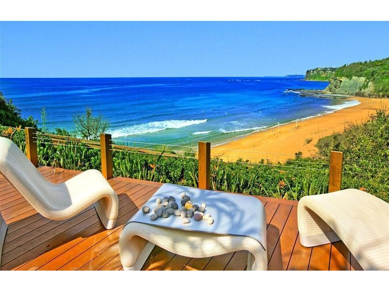 32 The Serpentine, Bilgola NSW 2107
