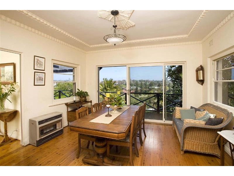 120 Queenscliff Road, Queenscliff NSW 2096