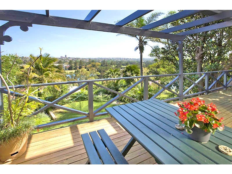 120 Queenscliff Road, Queenscliff NSW 2096