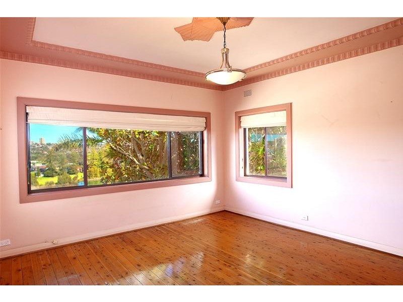 120 Queenscliff Road, Queenscliff NSW 2096