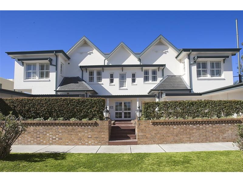 2/2 Addison Road, Manly NSW 2095