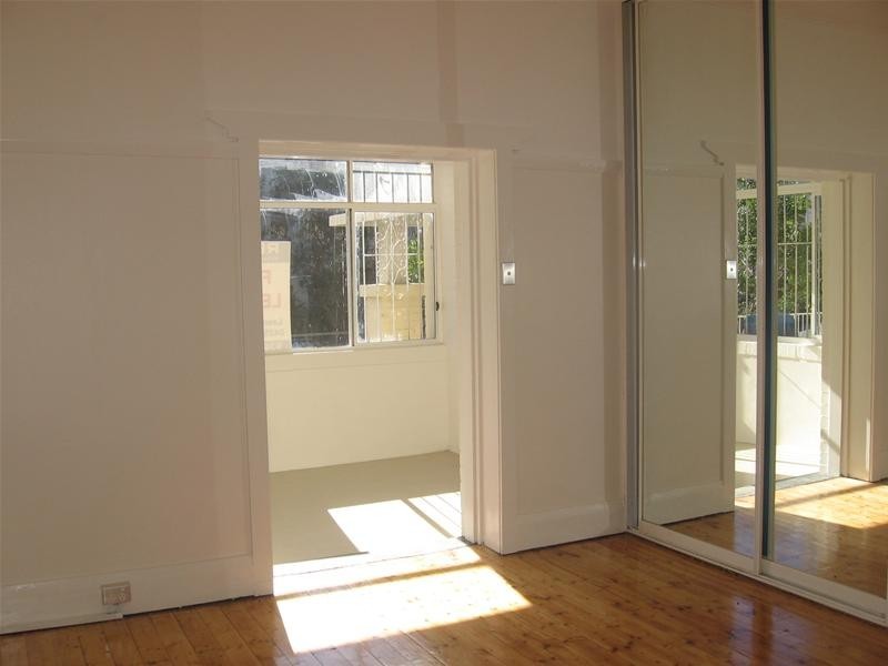 2/16 Lamrock Avenue, Bondi Beach NSW 2026