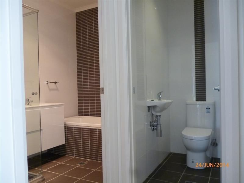 118  Shearwater Drive, Lake Heights NSW 2502