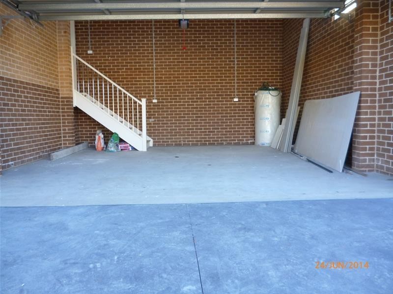 118  Shearwater Drive, Lake Heights NSW 2502