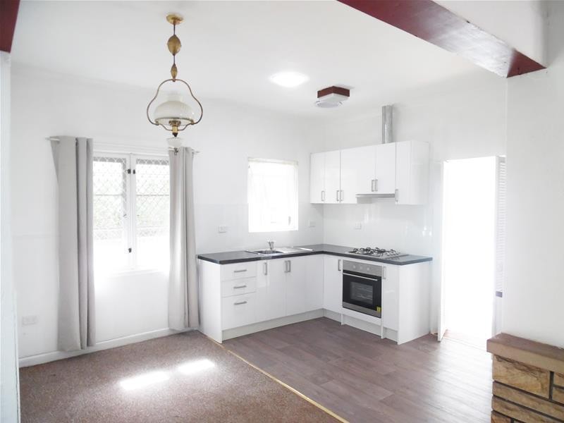 234 Gladstone Avenue, Mount Saint Thomas NSW 2500