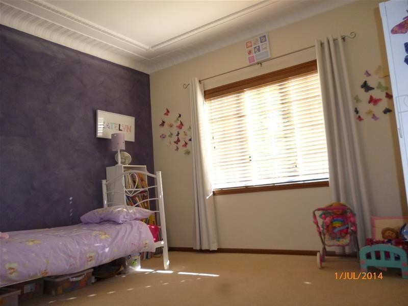 21 McArthur Parade, Mangerton NSW 2500