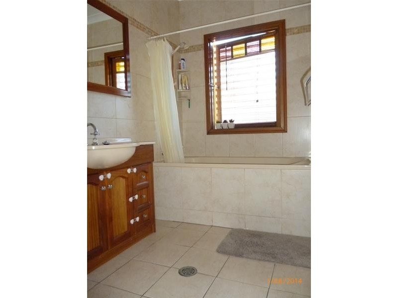 21 McArthur Parade, Mangerton NSW 2500