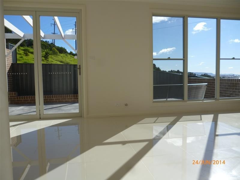 118 A Shearwater Drive, Lake Heights NSW 2502