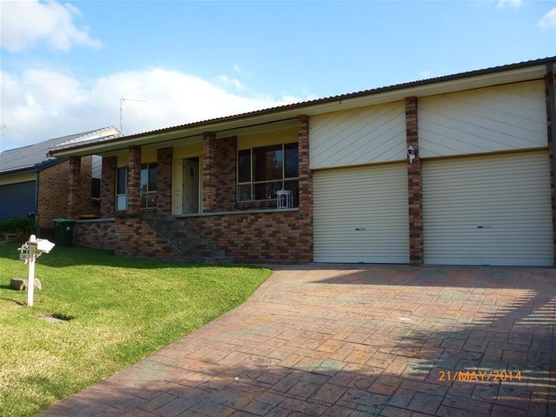 10 Hillside Drive, Albion Park NSW 2527