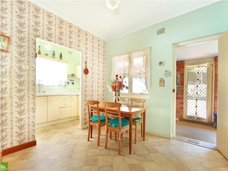 30 Abercrombie Street, West Wollongong NSW 2500