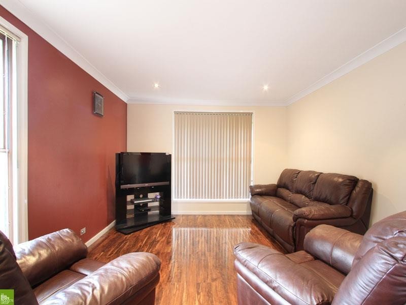 11 Newcombe Street, Berkeley NSW 2506