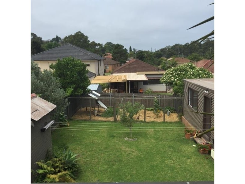 19 Prospect Street, Mount Saint Thomas NSW 2500