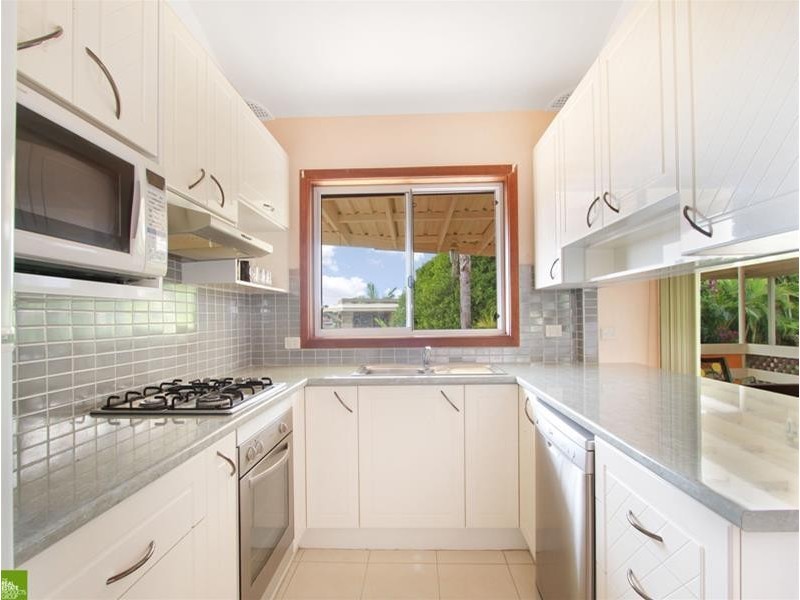 35 Gellatly Avenue, Figtree NSW 2525