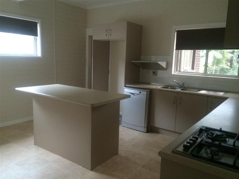 8 Seddon Street, Figtree NSW 2525