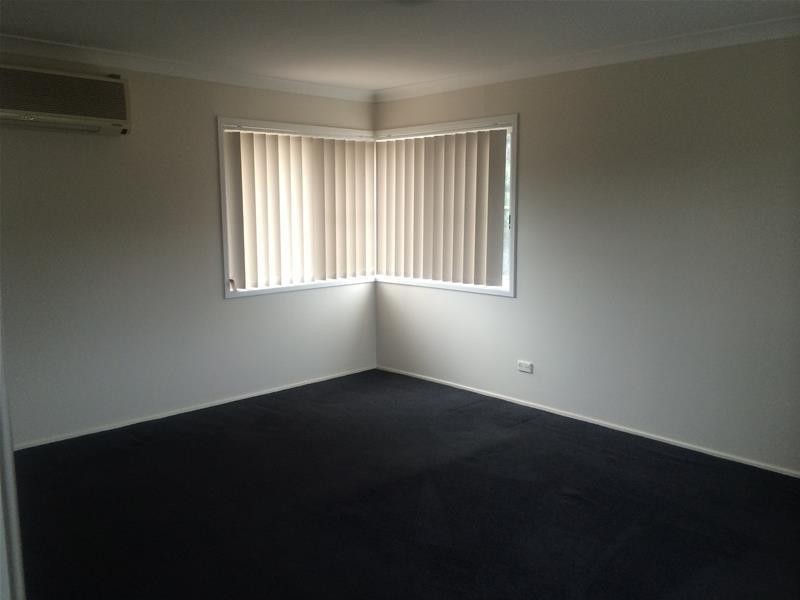 8 Seddon Street, Figtree NSW 2525