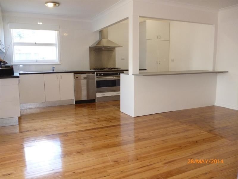 55 Urunga Parade, Wollongong NSW 2500