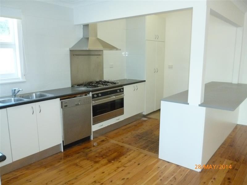 55 Urunga Parade, Wollongong NSW 2500