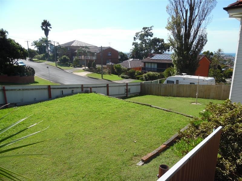 48 Heaslip Street, Coniston NSW 2500