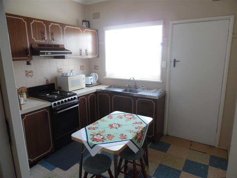 48 Heaslip Street, Coniston NSW 2500