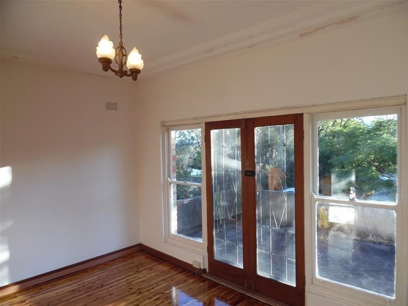 9 Byarong Avenue, Mangerton NSW 2500