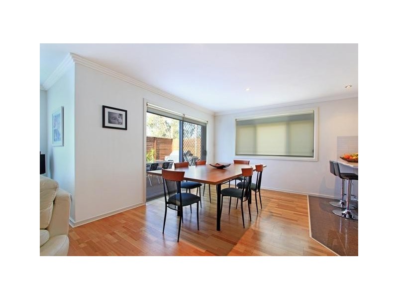 12  Hurt Parade, Unanderra NSW 2526