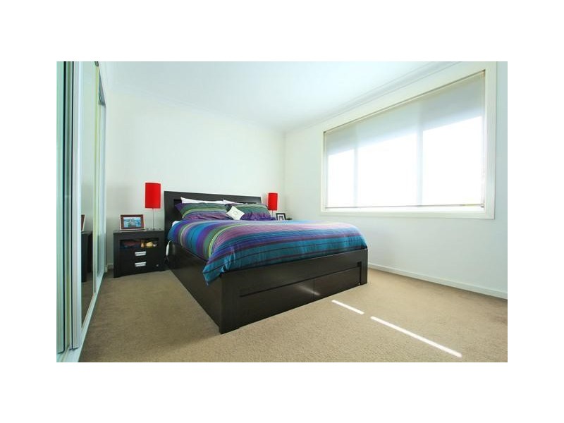 12  Hurt Parade, Unanderra NSW 2526