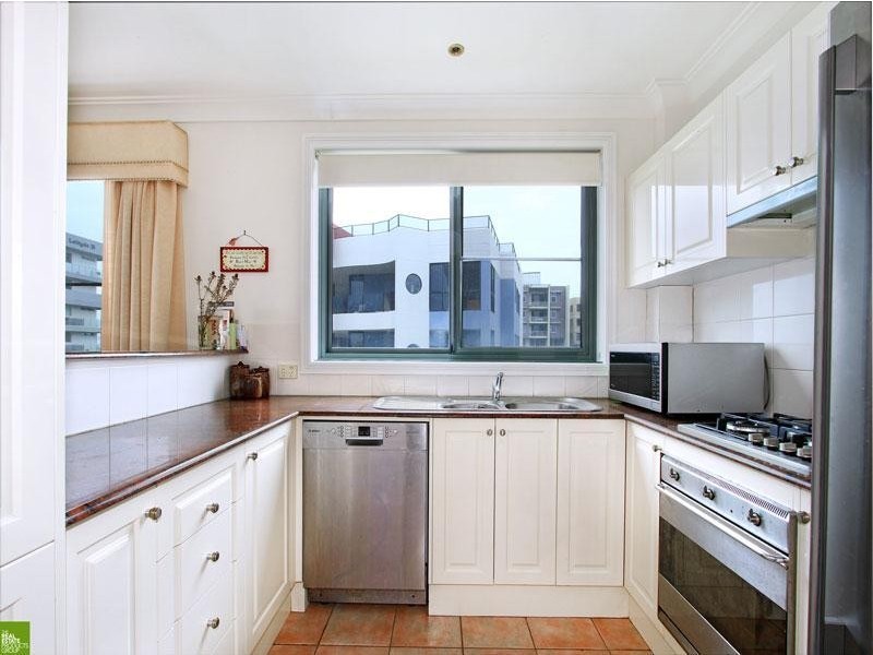 18/100 Corrimal Street, Wollongong NSW 2500