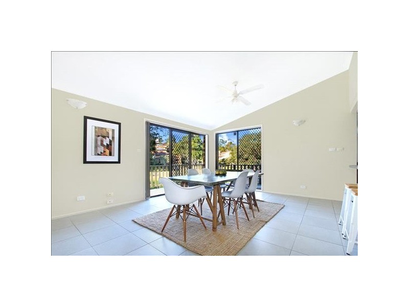 24 Baker Crescent, Figtree NSW 2525