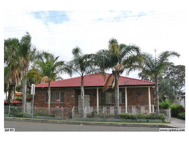 20 Heaslip Street, Coniston NSW 2500