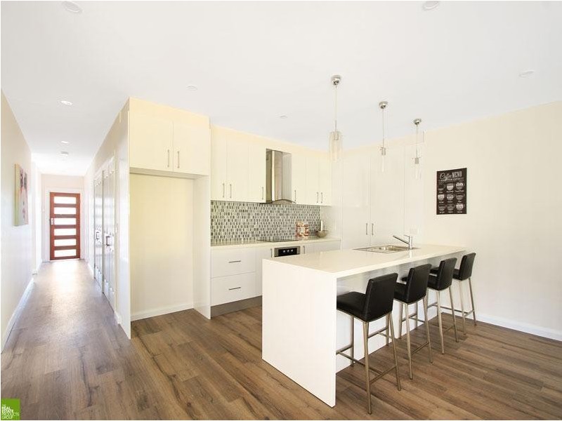 30  Abercrombie Street, West Wollongong NSW 2500